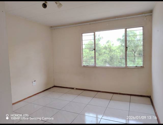 2 BEDROOM APARTMENT FOR SALE IN VORNA VALLEY